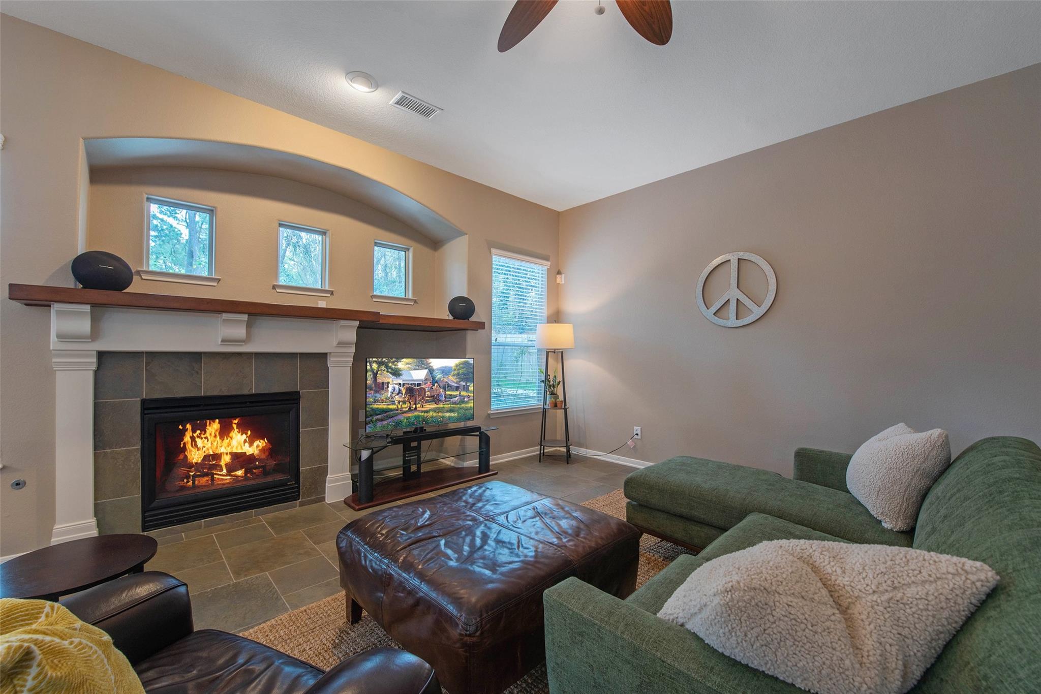 110 S Longsford Circle