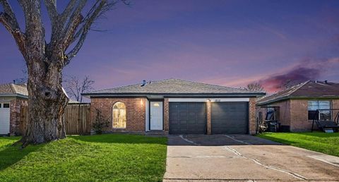 1805 Chickadee Drive League City TX 77573