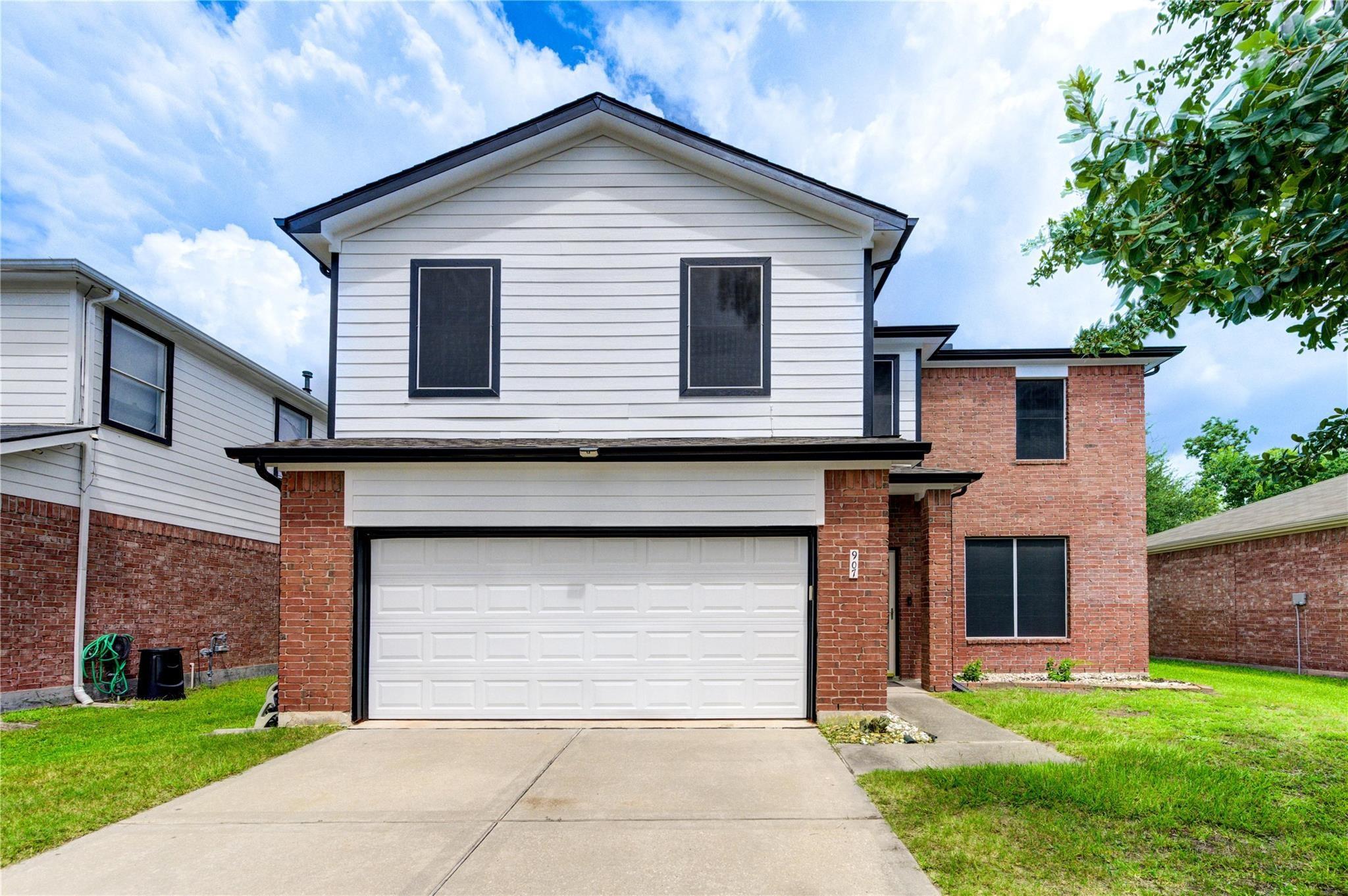 907 Saginaw Bay Court