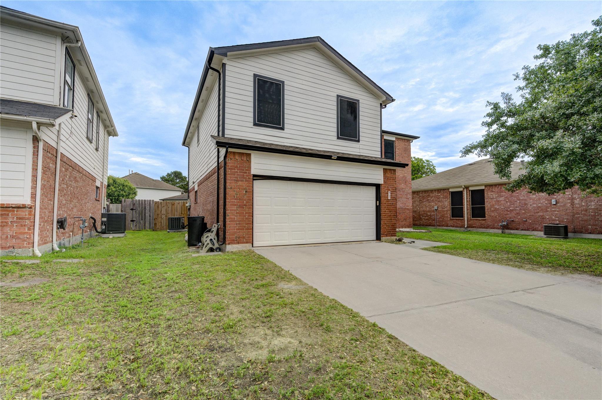 907 Saginaw Bay Court
