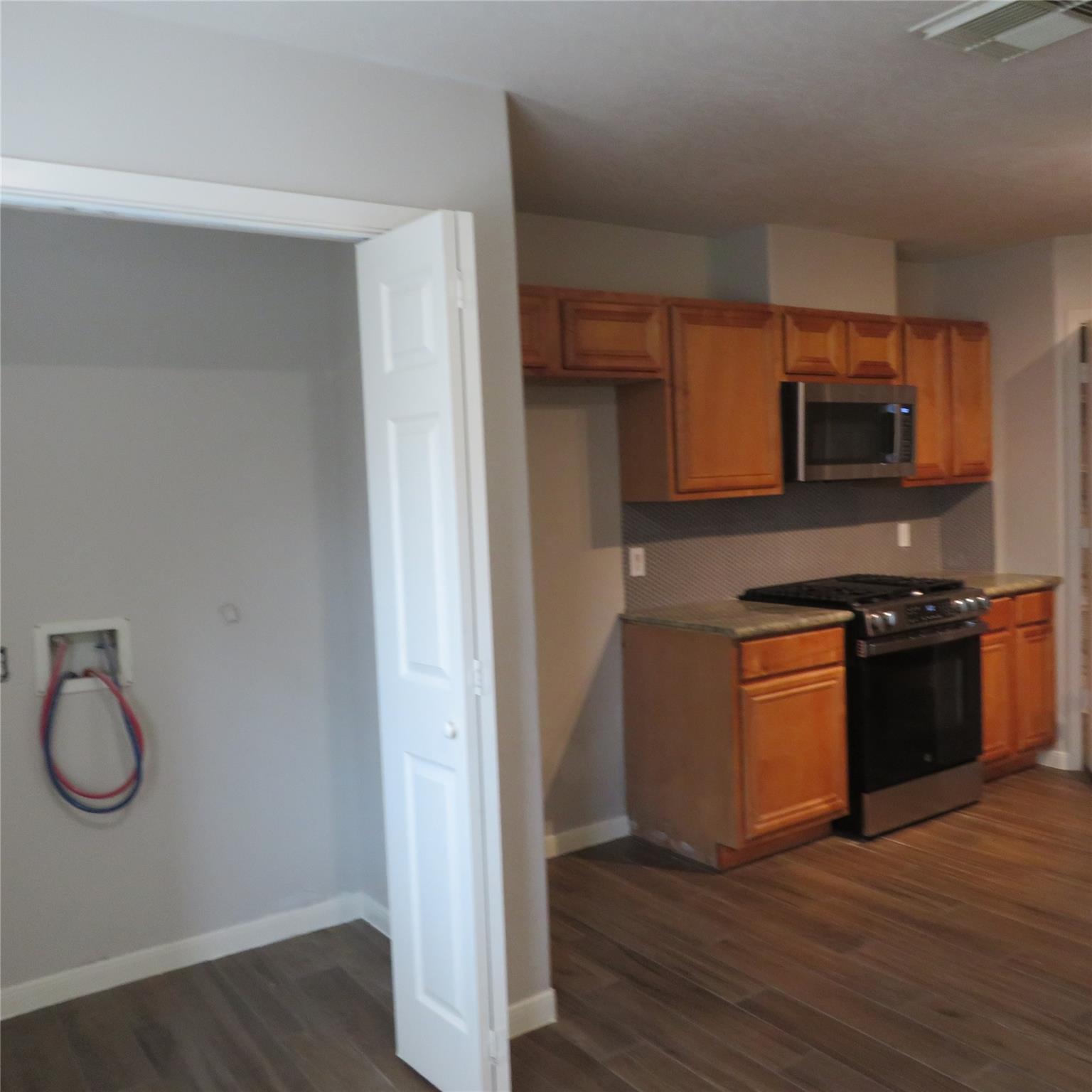 Humble, Texas 77338, United States, 3 Bedrooms Bedrooms, ,2 BathroomsBathrooms,Residential,Active,205214