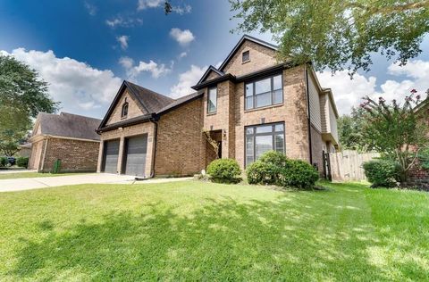 Photo of 25806 Palmdale Estate Street, Richmond, TX 77406 (MLS # 14624056) Photo of 25806 Palmdale Estate Street, Richmond, TX 77406 (MLS # 14624056)