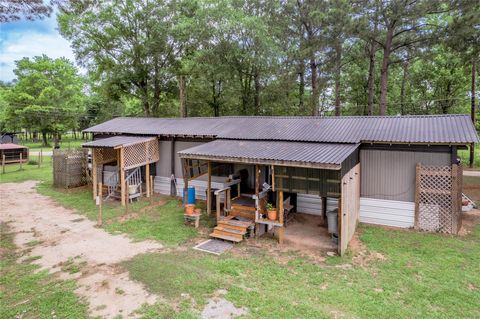 Photo of 159 S Pecan Avenue, Groveton, TX 75845 (MLS # 12703977)