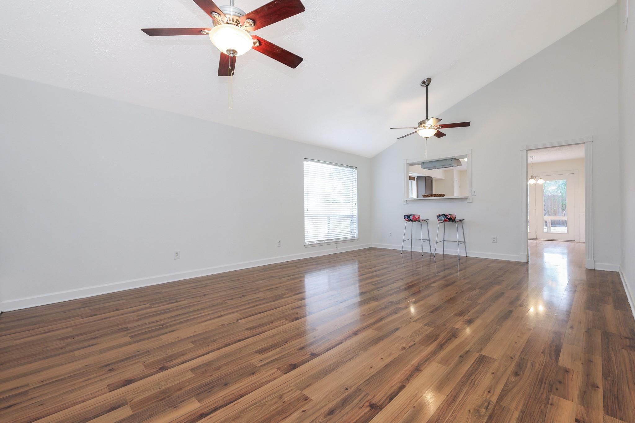 7211 Foxside Lane