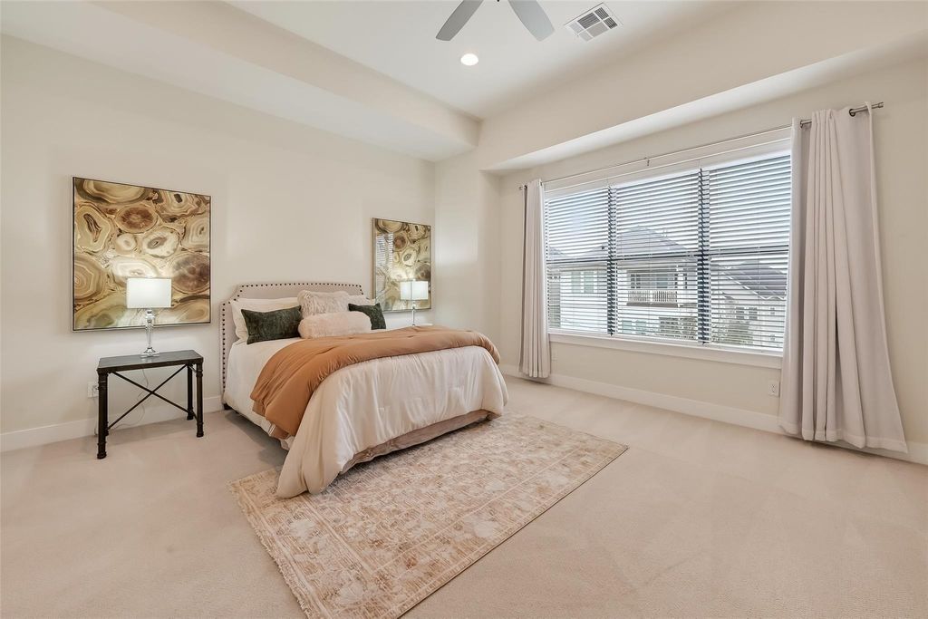 Photo of 1508 Beall Street, Houston, TX 77008 (MLS # 39440221)