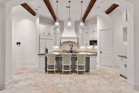 Photo of 10 Maroon Creek Court, The Woodlands, TX 77389 (MLS # 88786841)