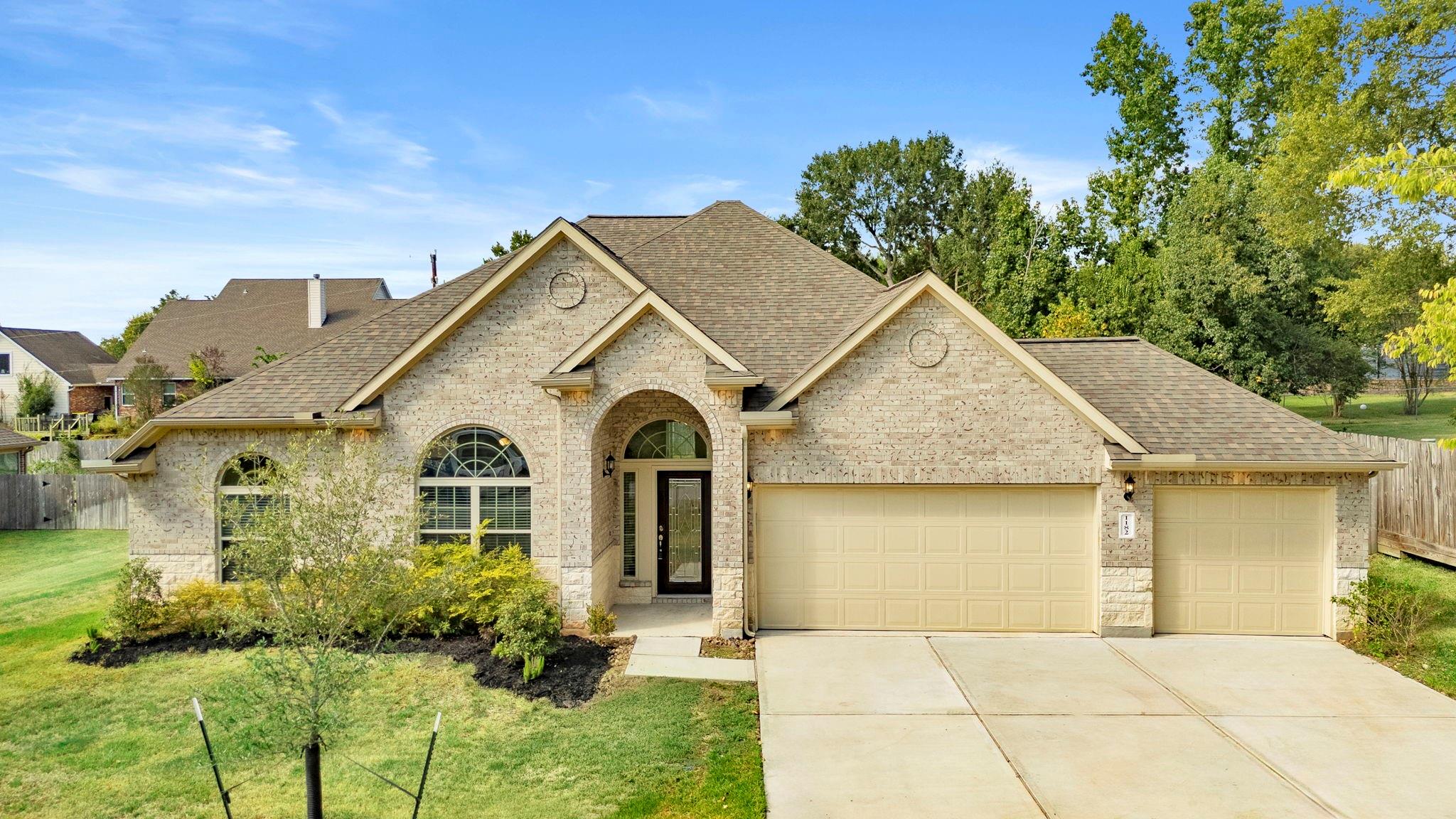 1182 Oak Lane