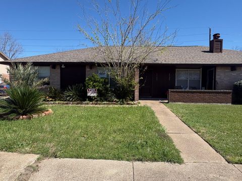 Photo of 3723 Westmeadow Drive, Houston, TX 77082 (MLS # 57860930)