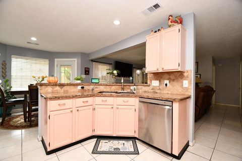 Tiny photo for 13502 Verbena Lane, Houston, TX 77083 (MLS # 85200232)