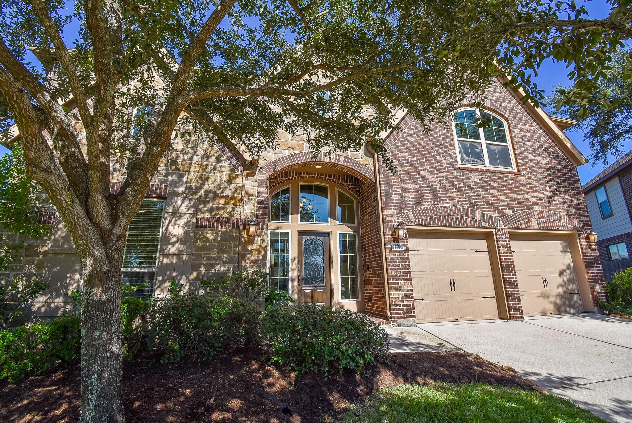 4206 Glade Shadow Court