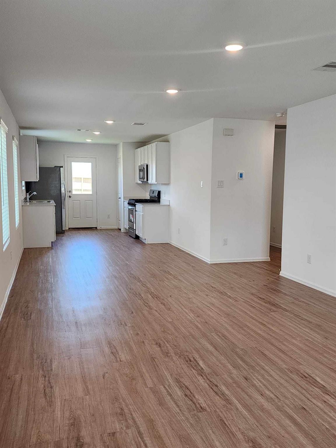 9122 Burnet Fields Drive