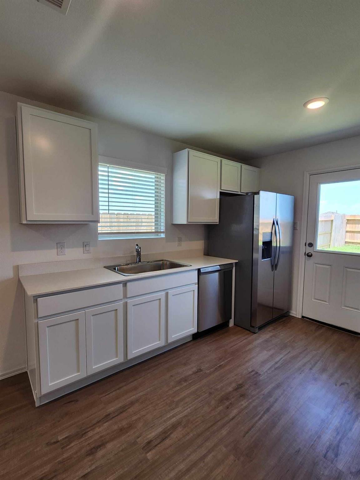 9122 Burnet Fields Drive