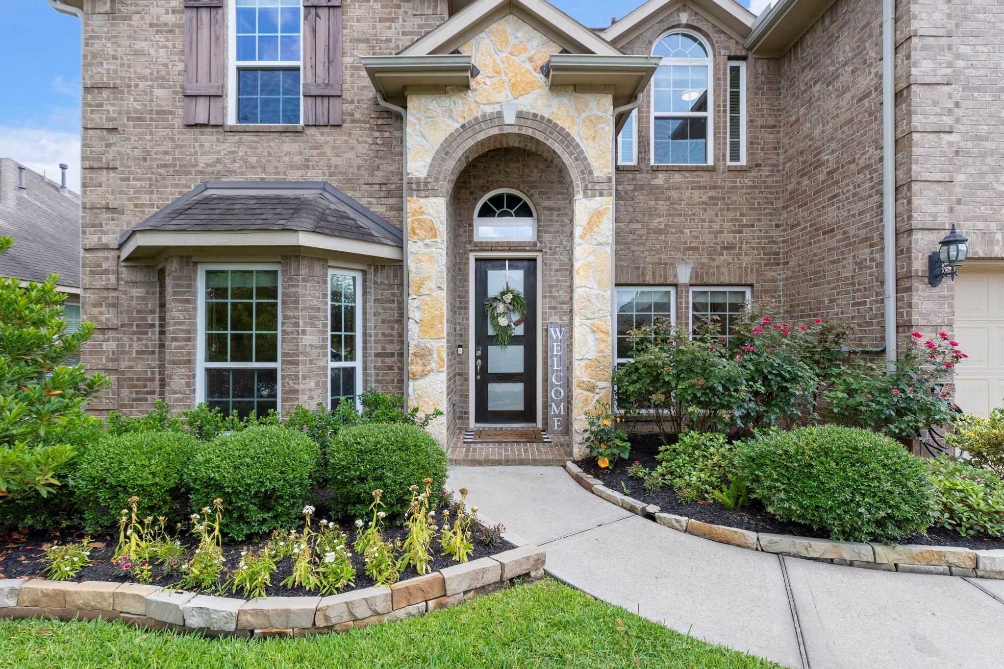 6223 Pinewood Heights Drive