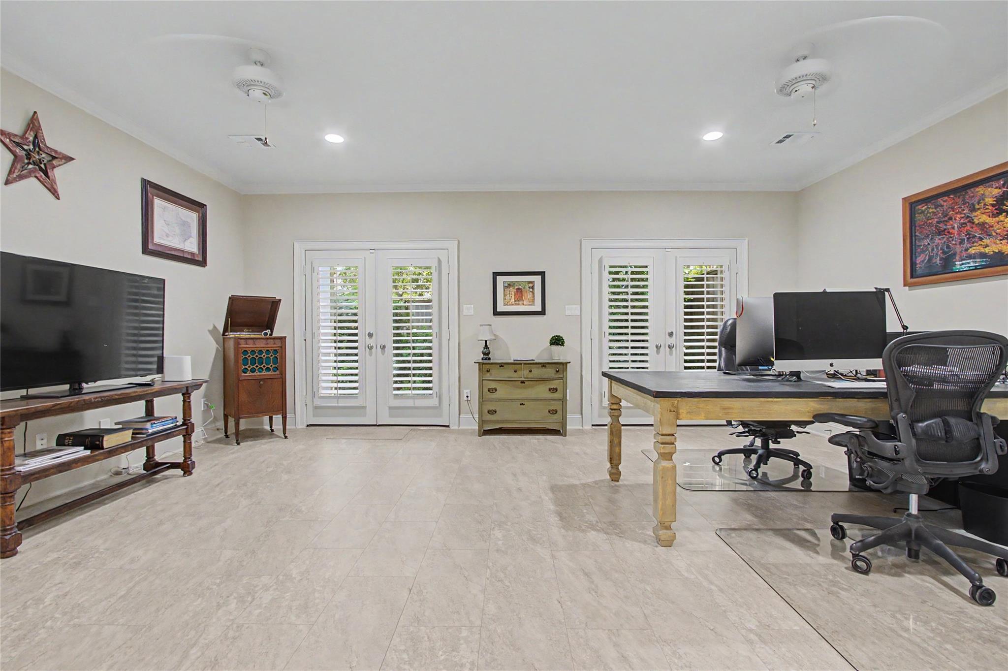 6515 Pickens Street B