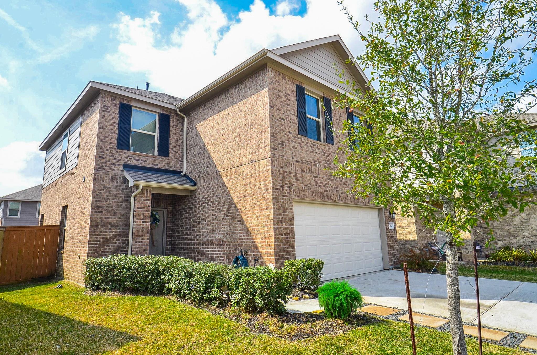 12922 Silverbank Run Drive