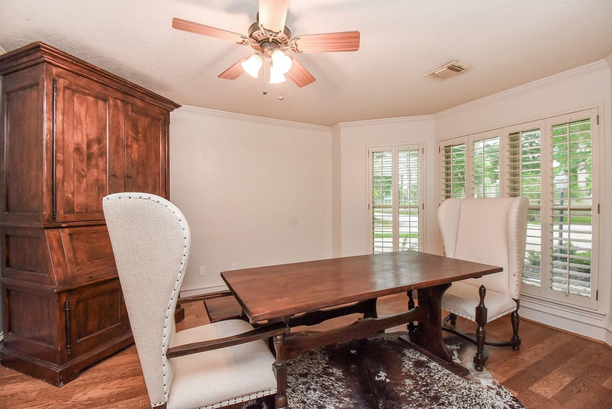 12911 Kathy Lane
