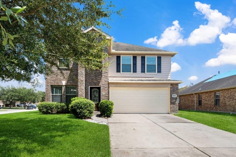 Photo of 4614 Pin Oak Ln, Kingwood, TX 77345 (MLS # 46335855)