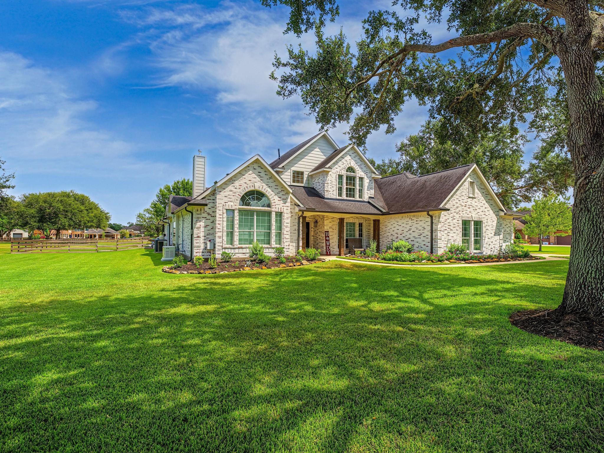 4002 Wentworth Drive
