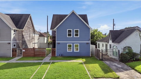 Photo of 2516 Cleburne Street, Houston, TX 77004 (MLS # 53343415)