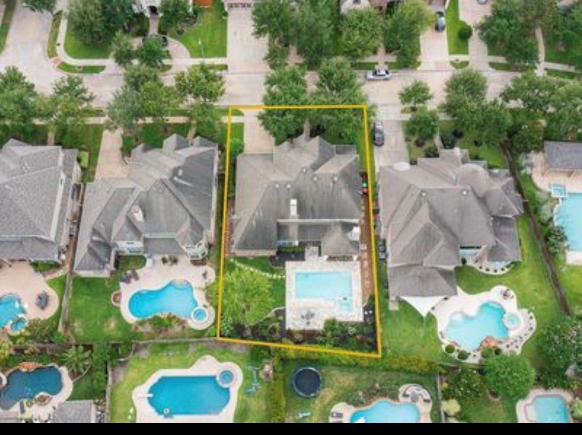 5923 Dillon Creek Lane