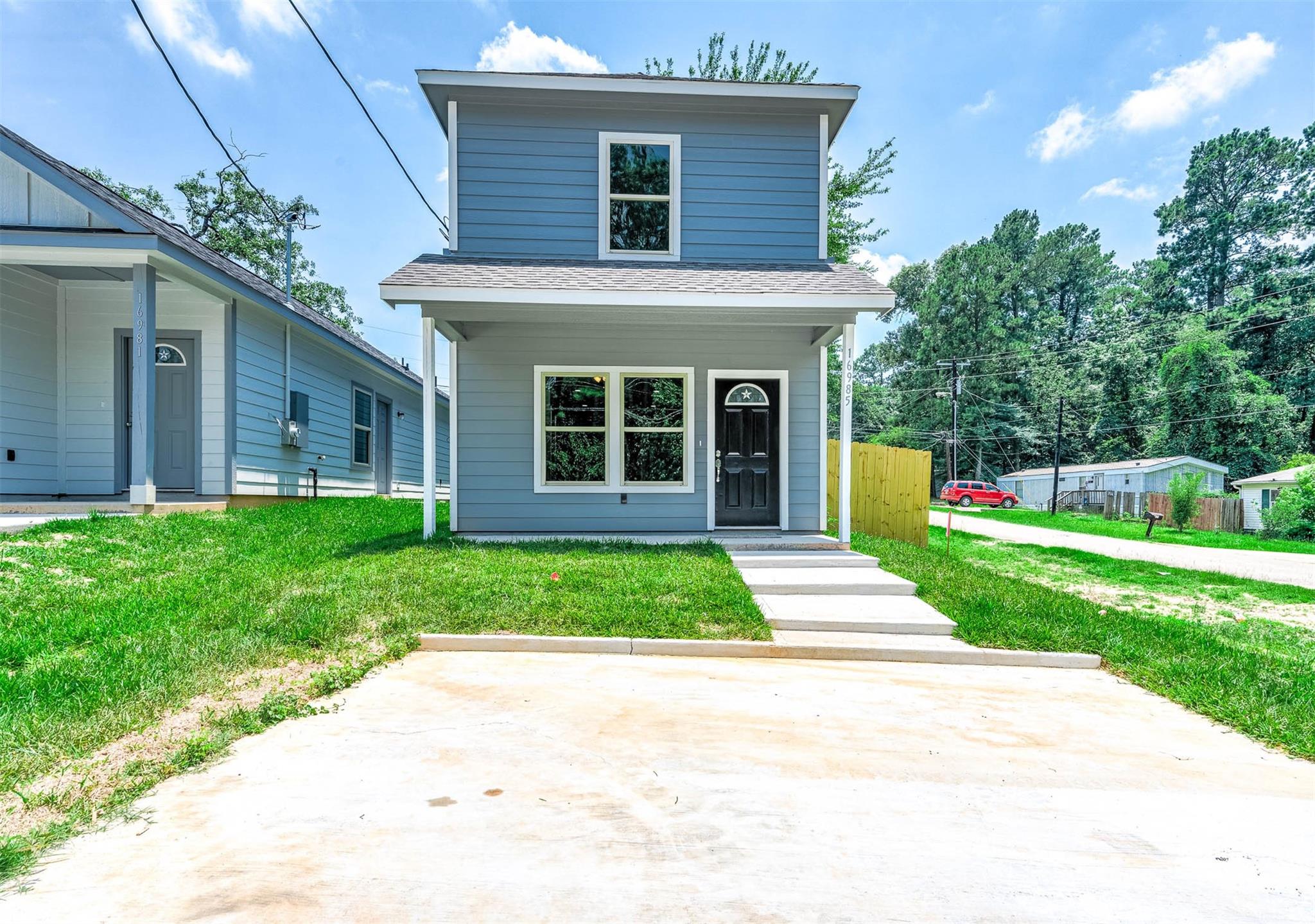 16985 Glenheath