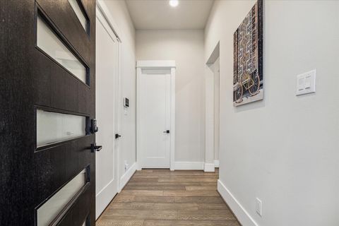 Tiny photo for 620 W 25th Street, Houston, TX 77008 (MLS # 87078948)