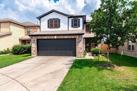 Photo of 12411 Skyview Crescent Court, Houston, TX 77047 (MLS # 12225695) Photo of 12411 Skyview Crescent Court, Houston, TX 77047 (MLS # 12225695)