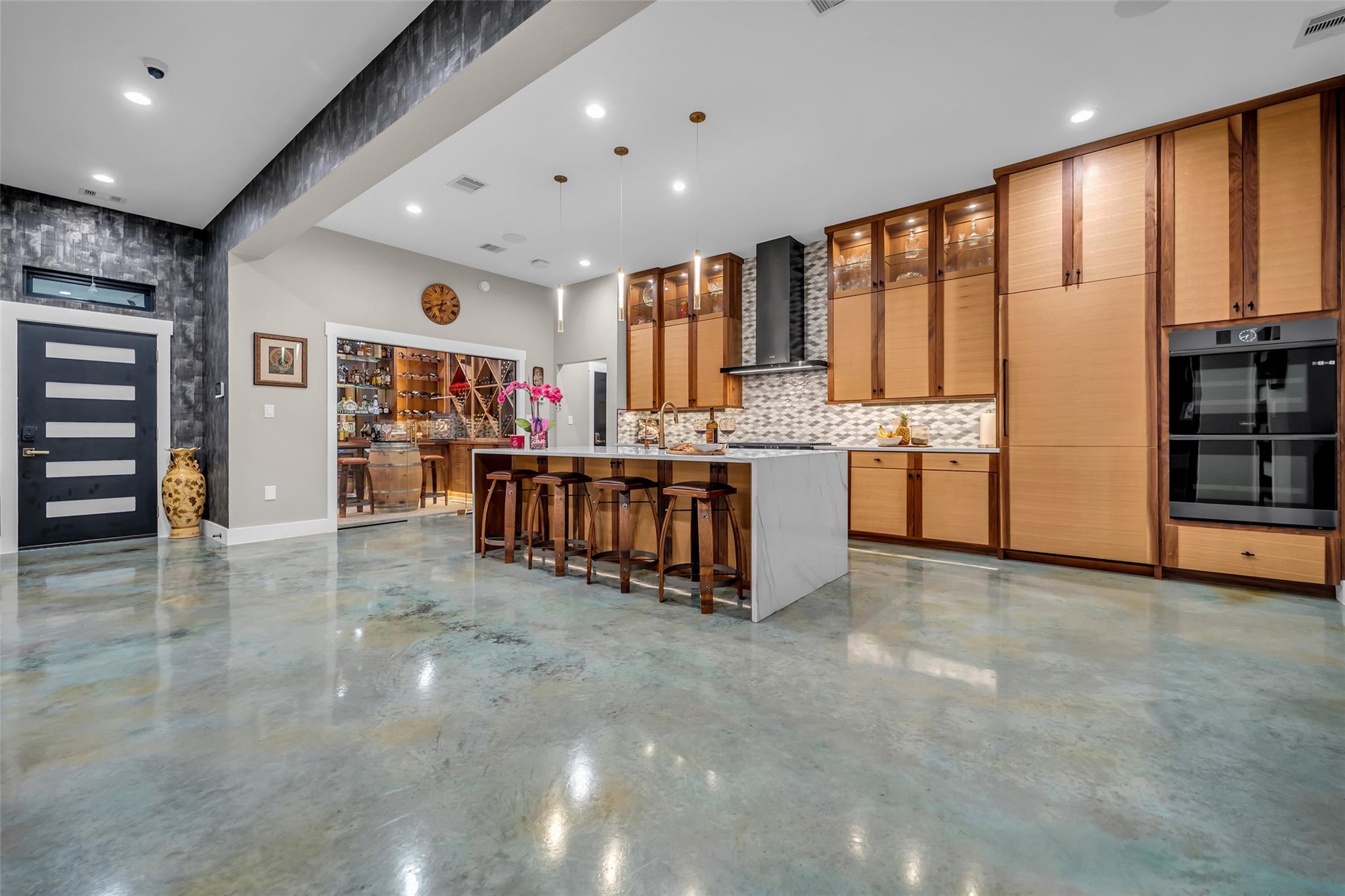 2485 County Road 203