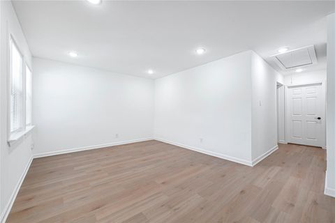 Photo of 5718 Eskridge St #3, Houston, TX 77023 (MLS # 45050345)