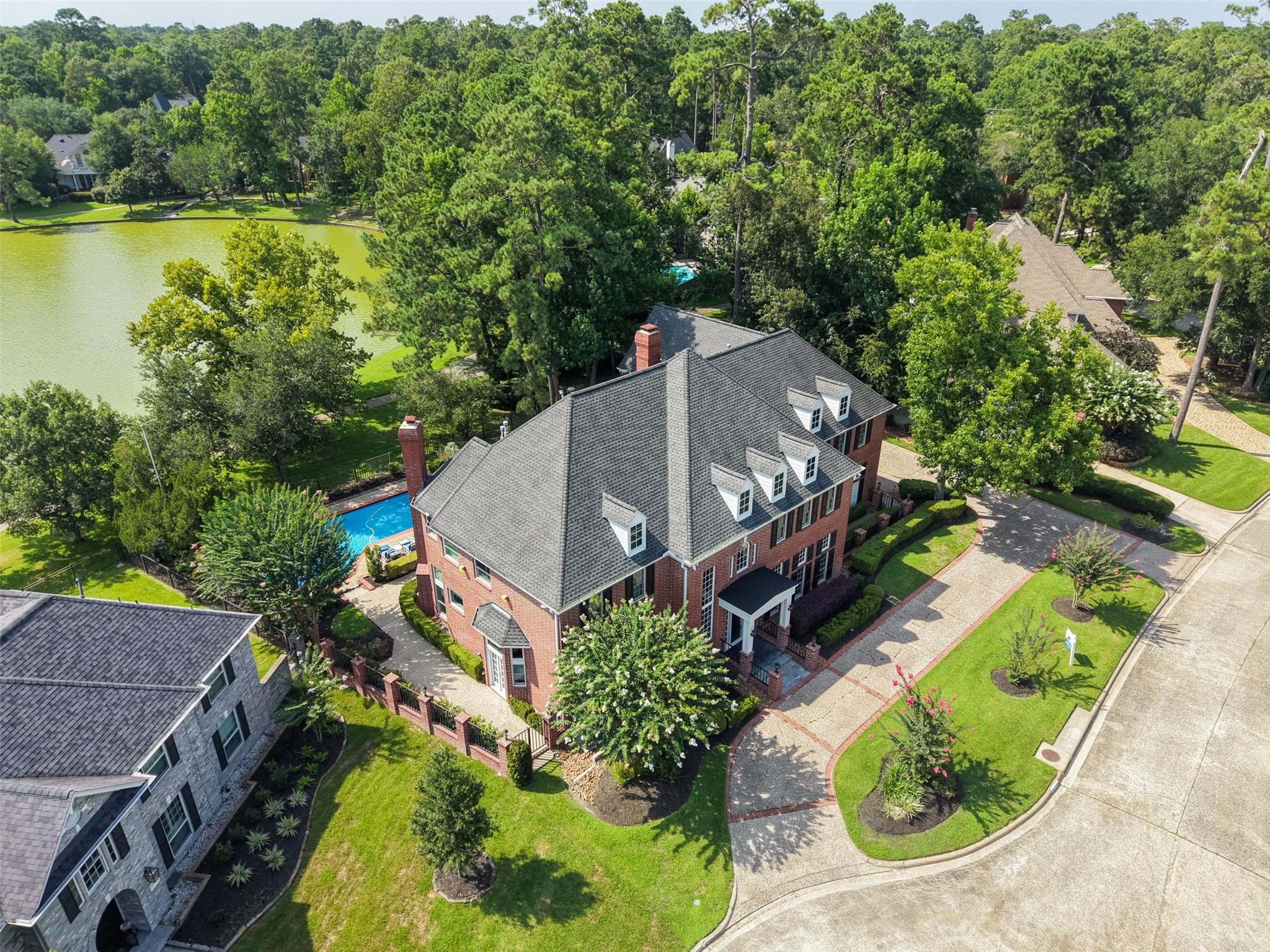 5607 Walnut Point Drive