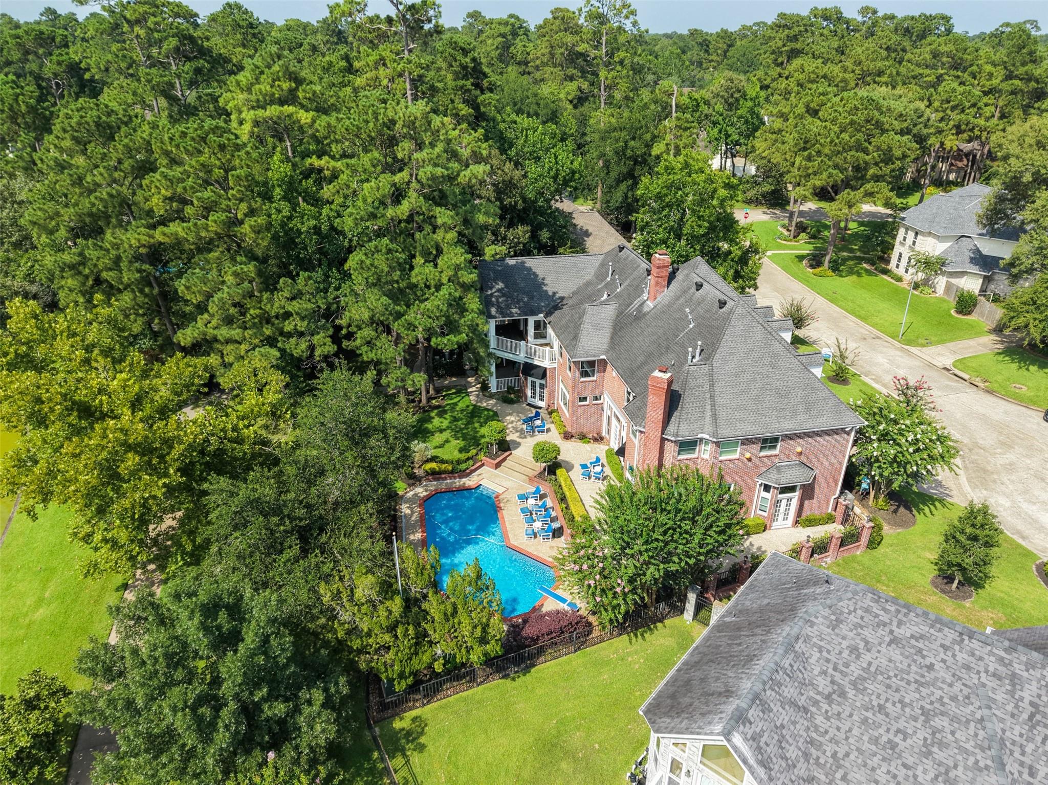 5607 Walnut Point Drive