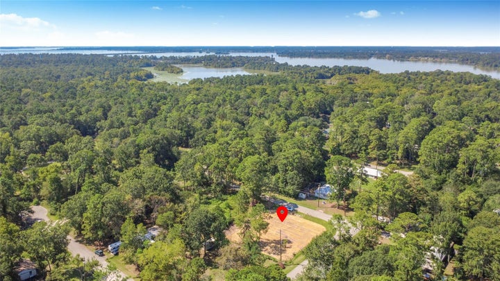 Photo 1 of 15 — 430 Waterfall Drive, Huffman, TX 77336
