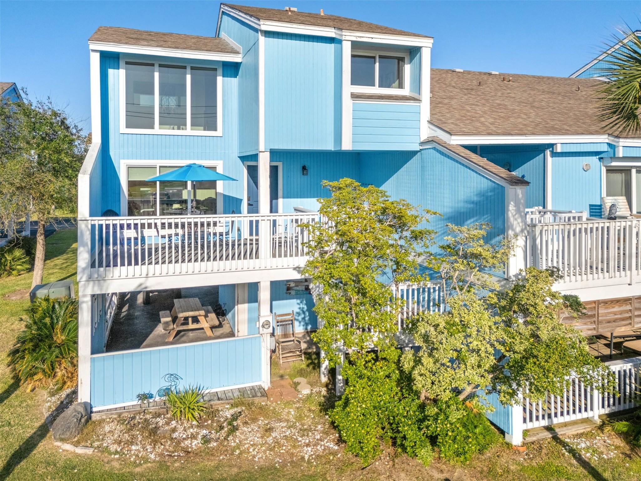 201 Jean Lafitte Cove