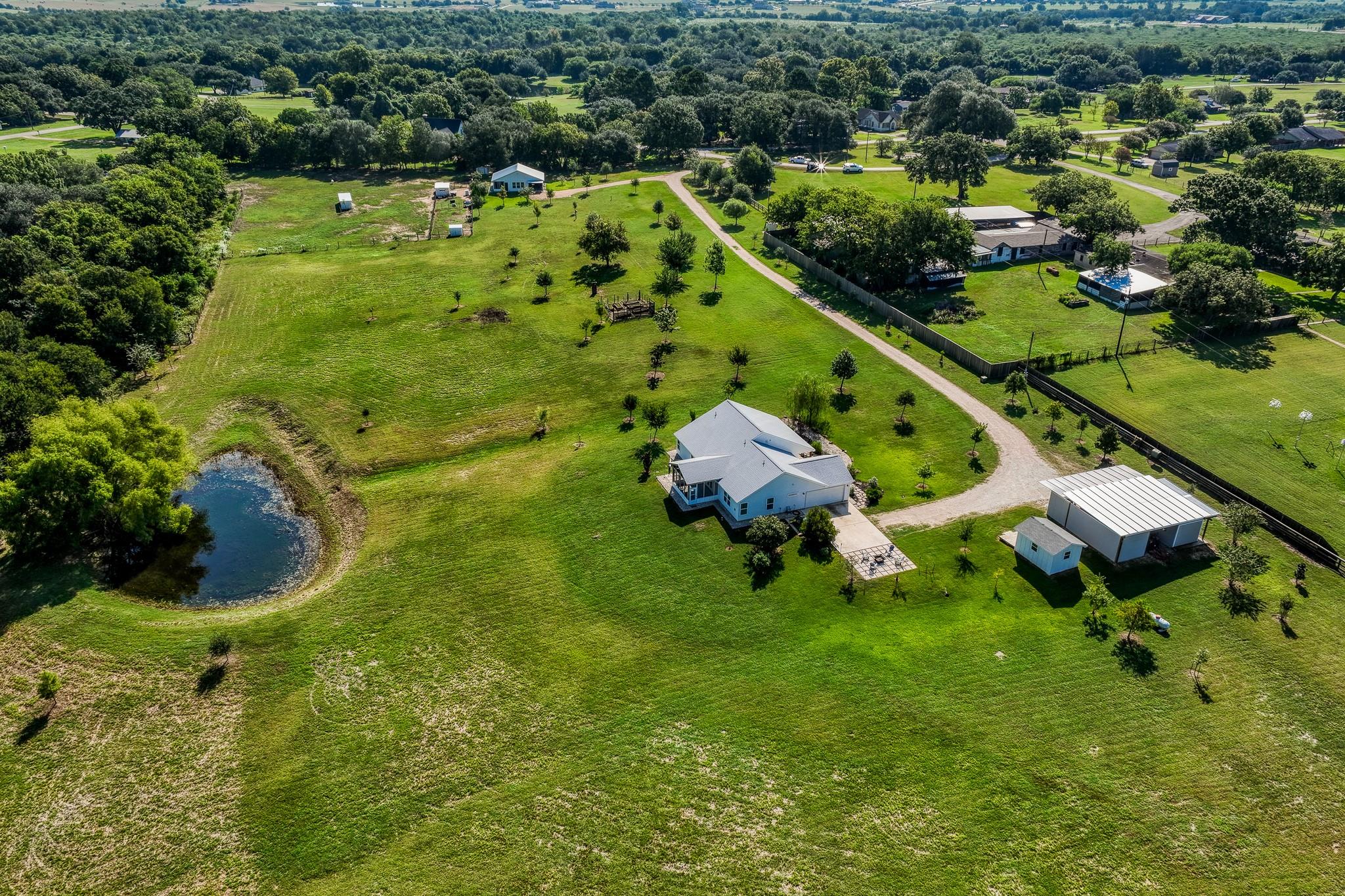 3520 Bluebonnet Boulevard