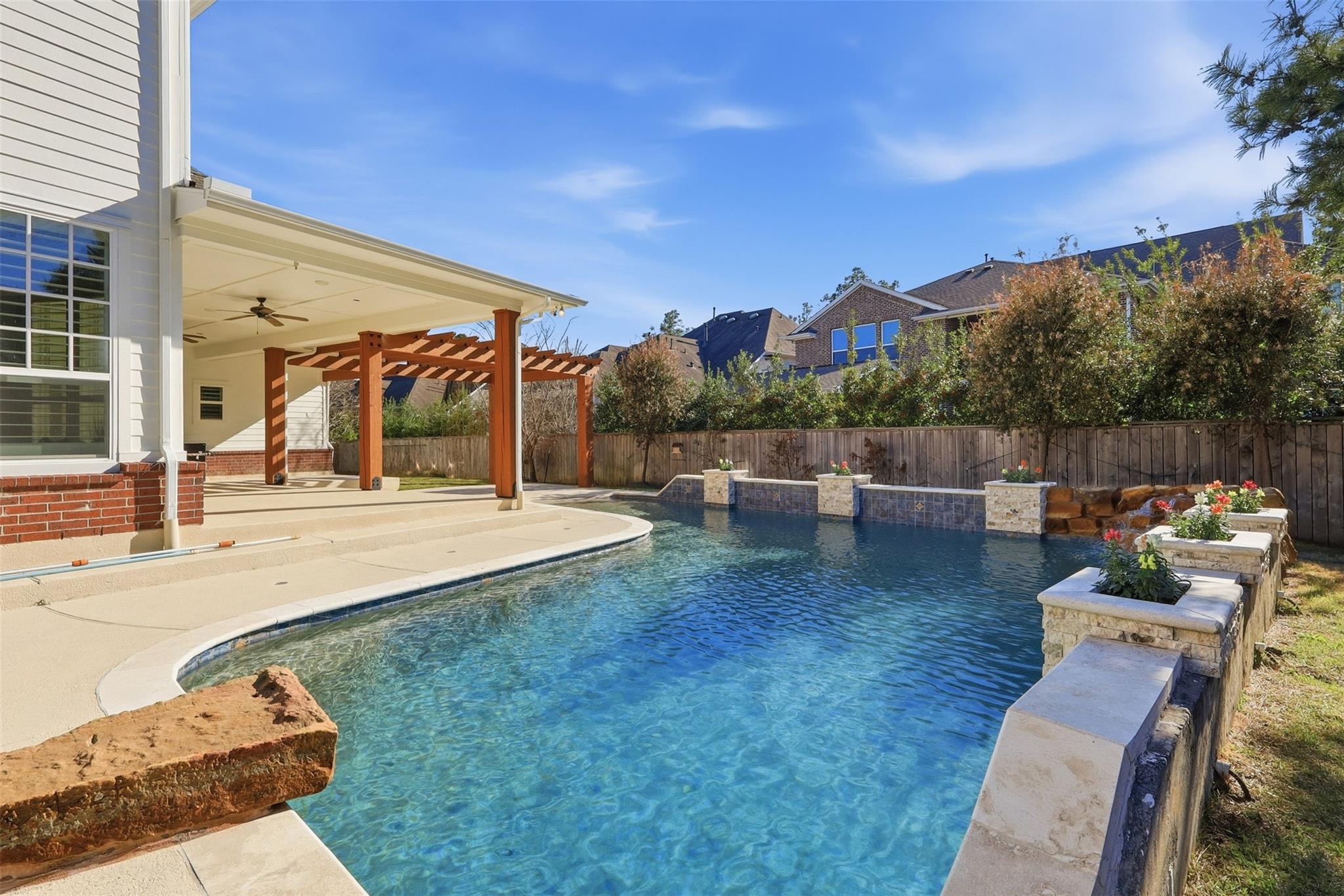 66 N Thatcher Bend Circle