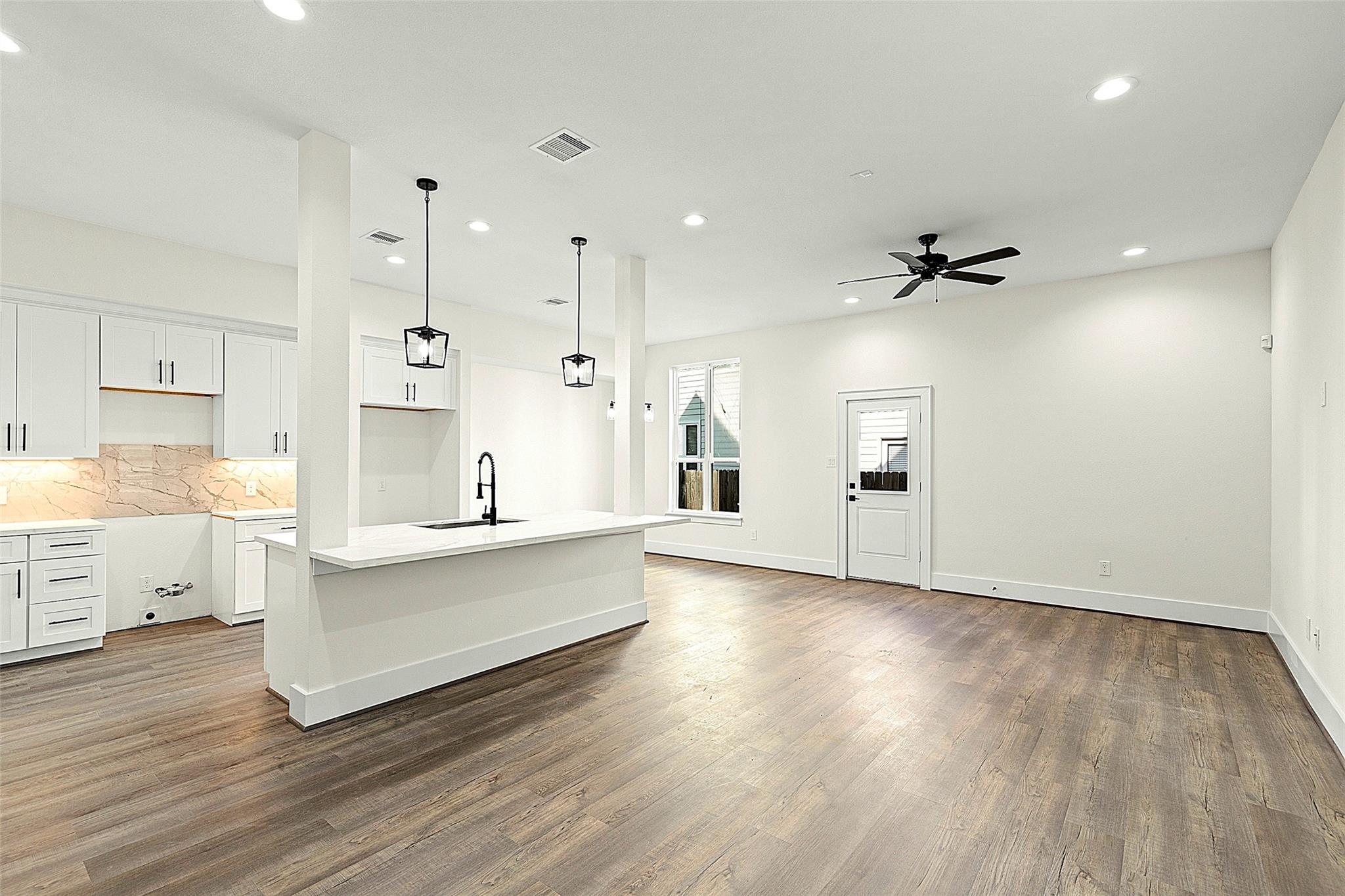 1807 Palmetto Landing Drive