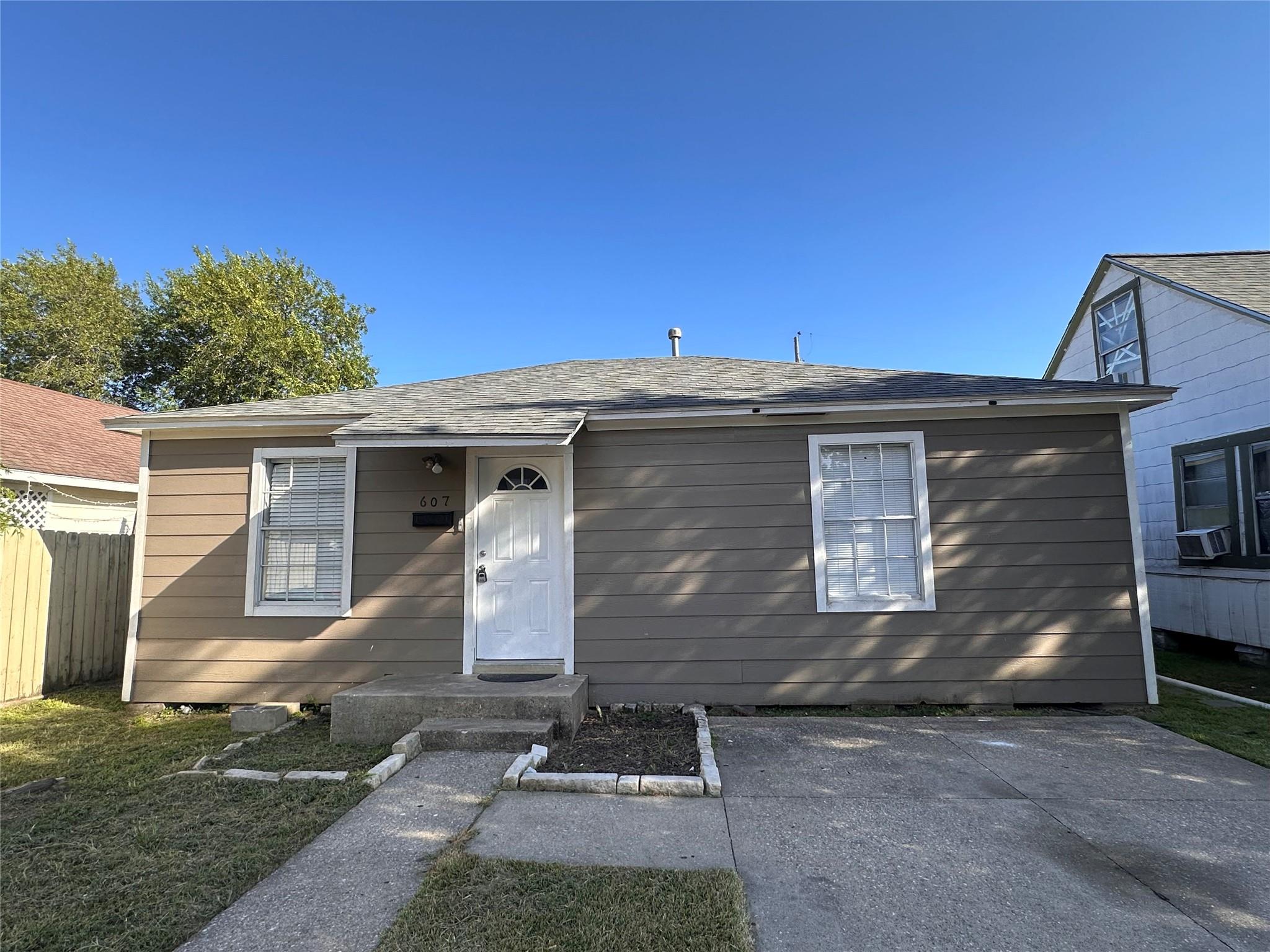 607 Bolster Street