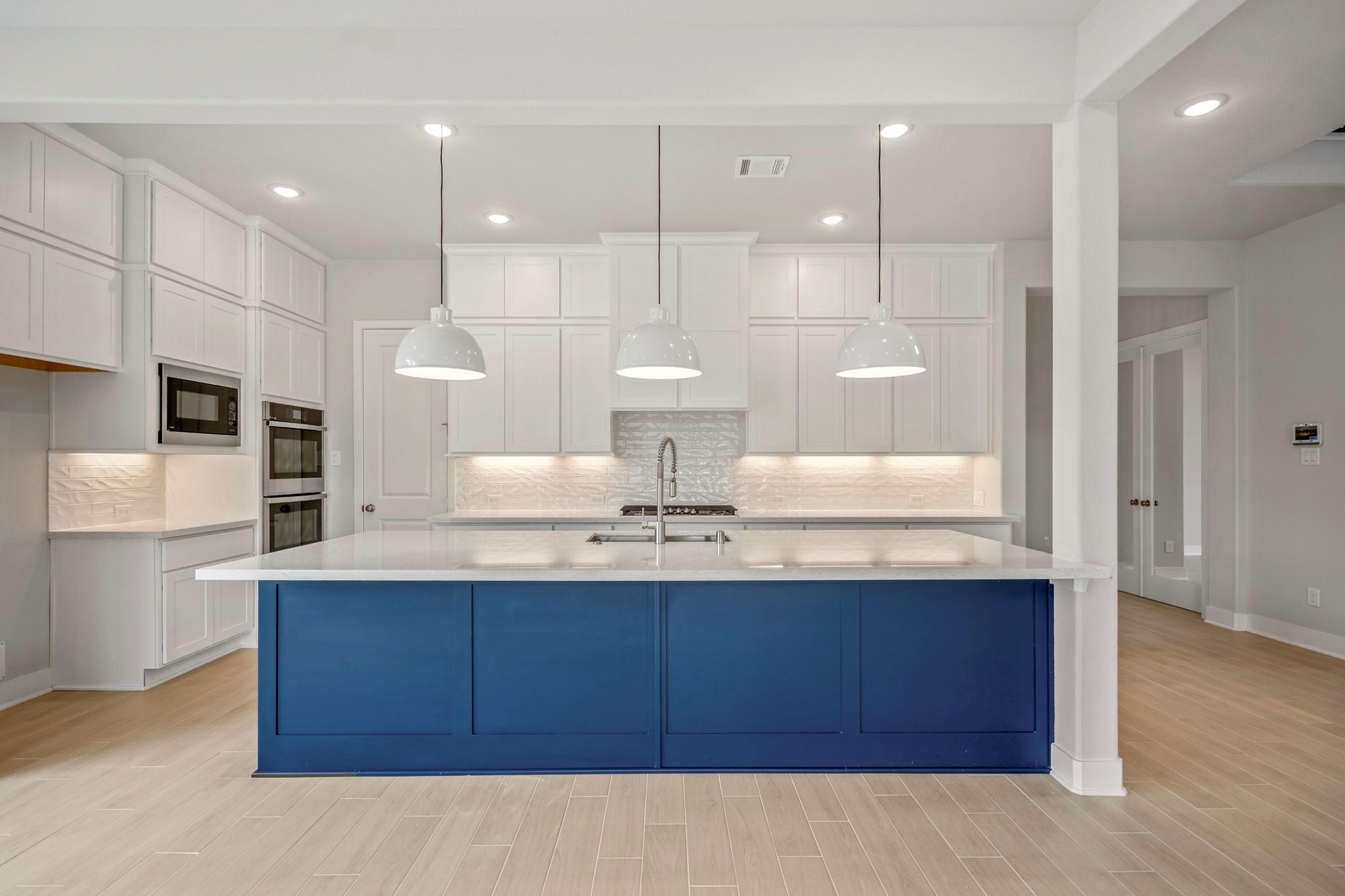 17307 Sunflower Petals Trail