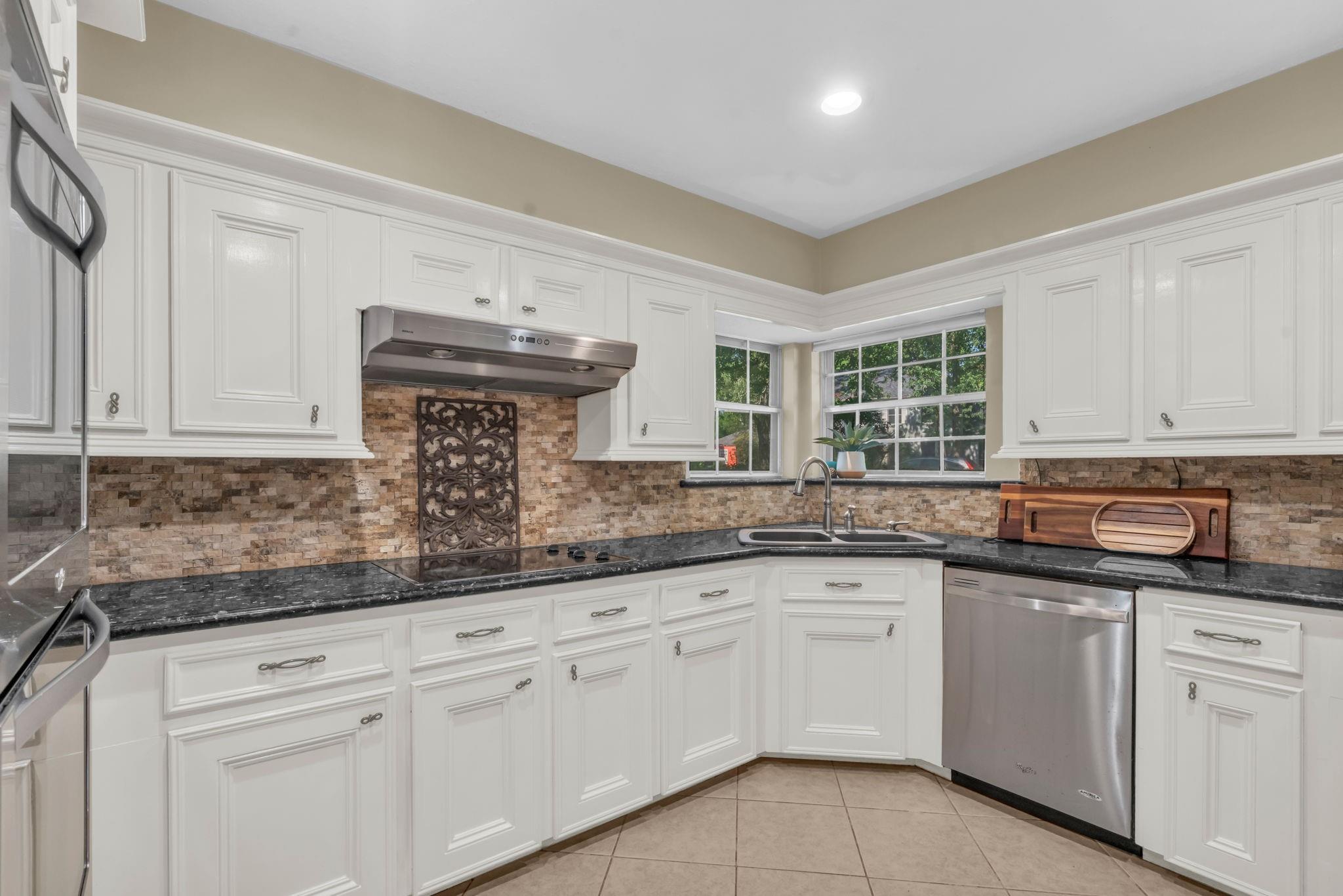 6514 Larkmount Drive
