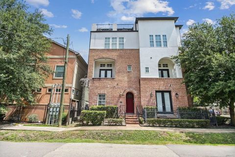 Photo of 2607 Cohn Street, Houston, TX 77007 (MLS # 24788045)