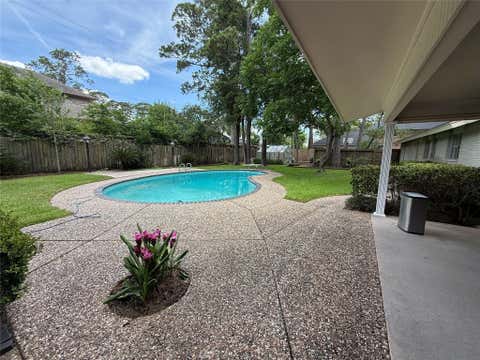 Photo of 11915 Steppingstone Lane, Houston, TX 77024 (MLS # 13365194)