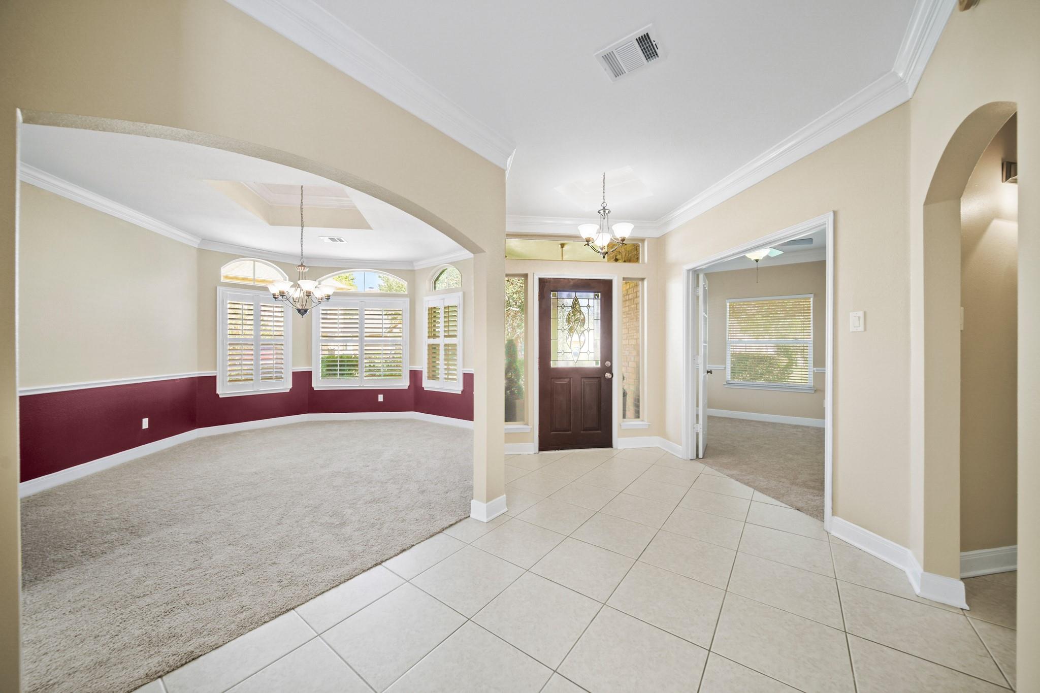 2007 N Greens Boulevard