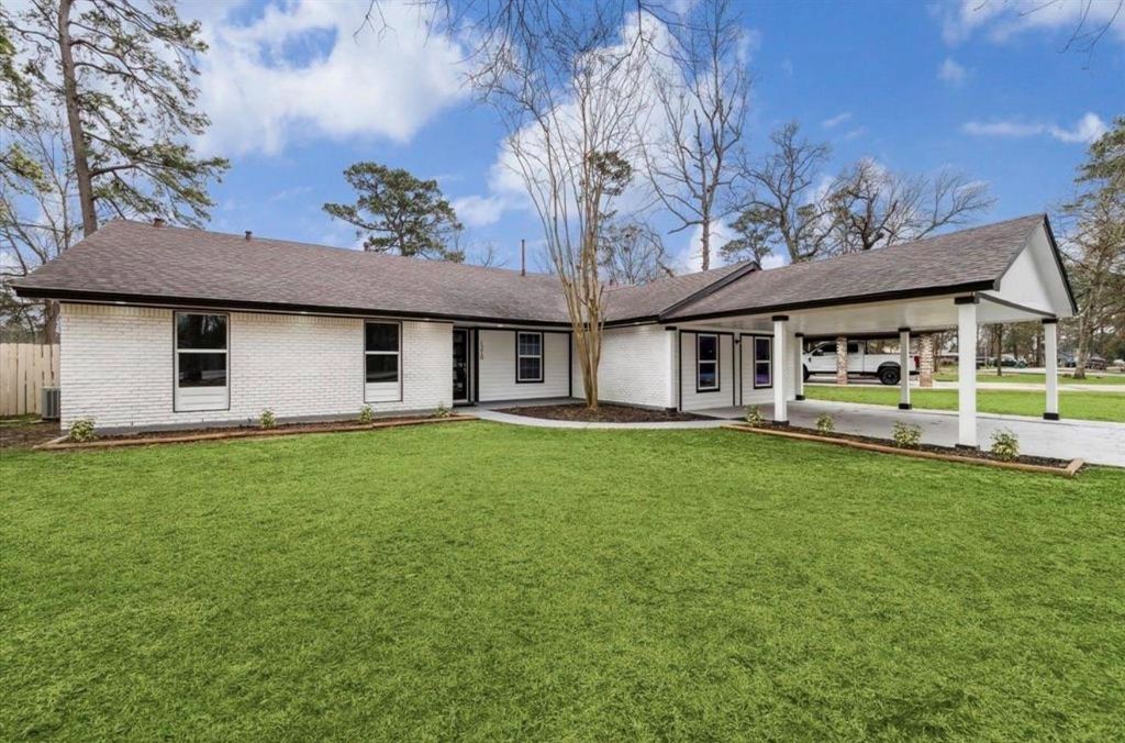 Photo of 1210 Burning Tree Road, Kingwood, TX 77339 (MLS # 37247808)