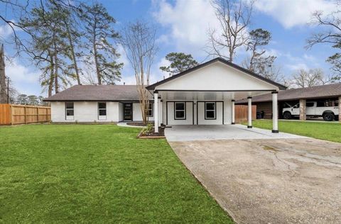 Photo of 1210 Burning Tree Road, Kingwood, TX 77339 (MLS # 37247808)