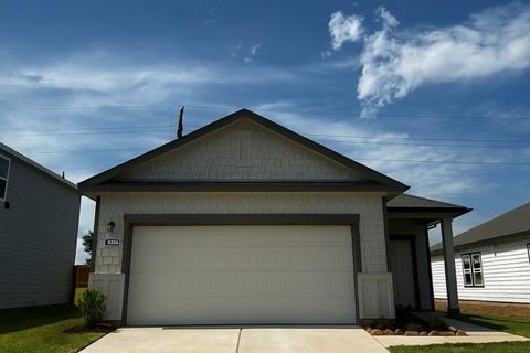 Photo of 31411 Gayle Prairie Oaks Street, Waller, TX 77484 (MLS # 47153407)