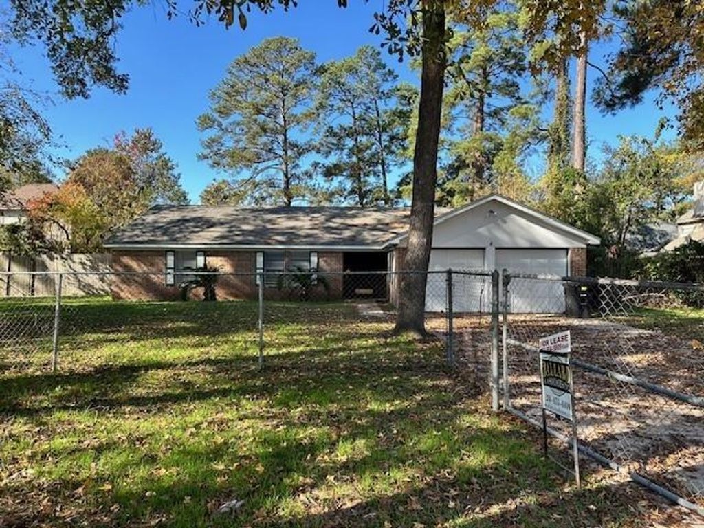 Photo of 12415 Pine Glen Lane, Cypress, TX 77429 (MLS # 12922381)