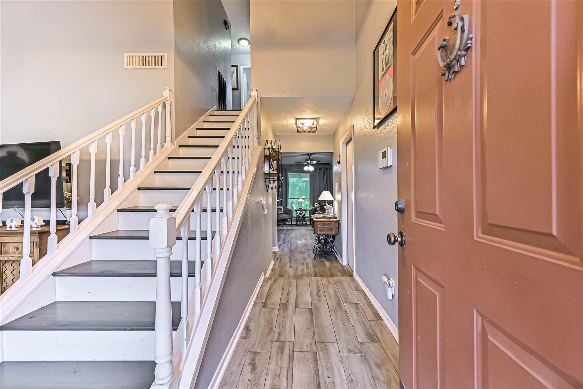 115 Lazy Hollow Drive