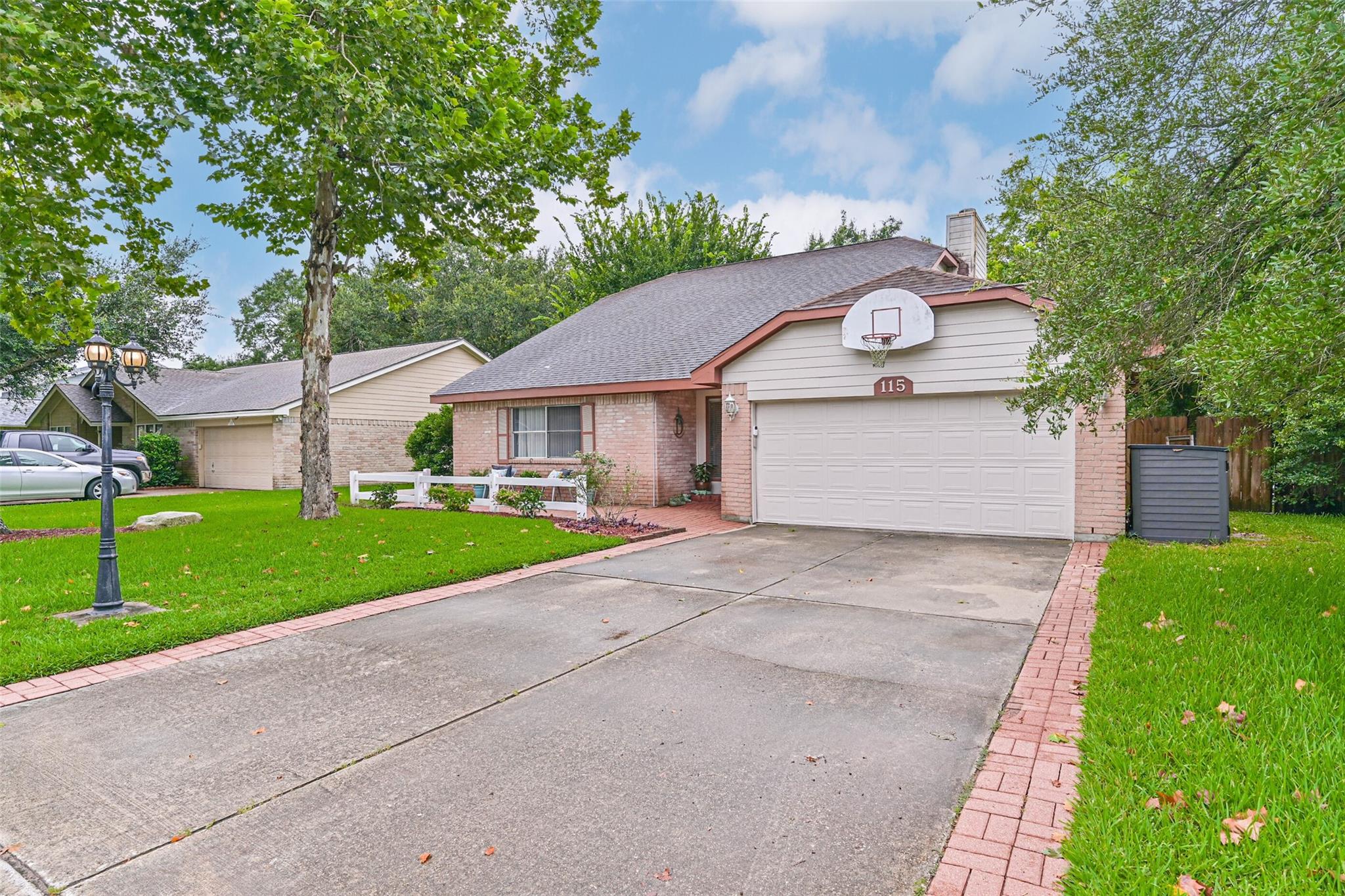 115 Lazy Hollow Drive