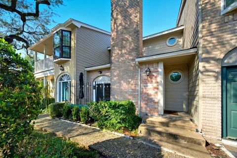 2220 Bering Drive 34 Houston TX 77057
