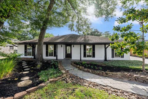 Photo of 28923 Pine Hill Drive, Shenandoah, TX 77381 (MLS # 4033179)